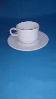 Tasses et sous-tasses à thé